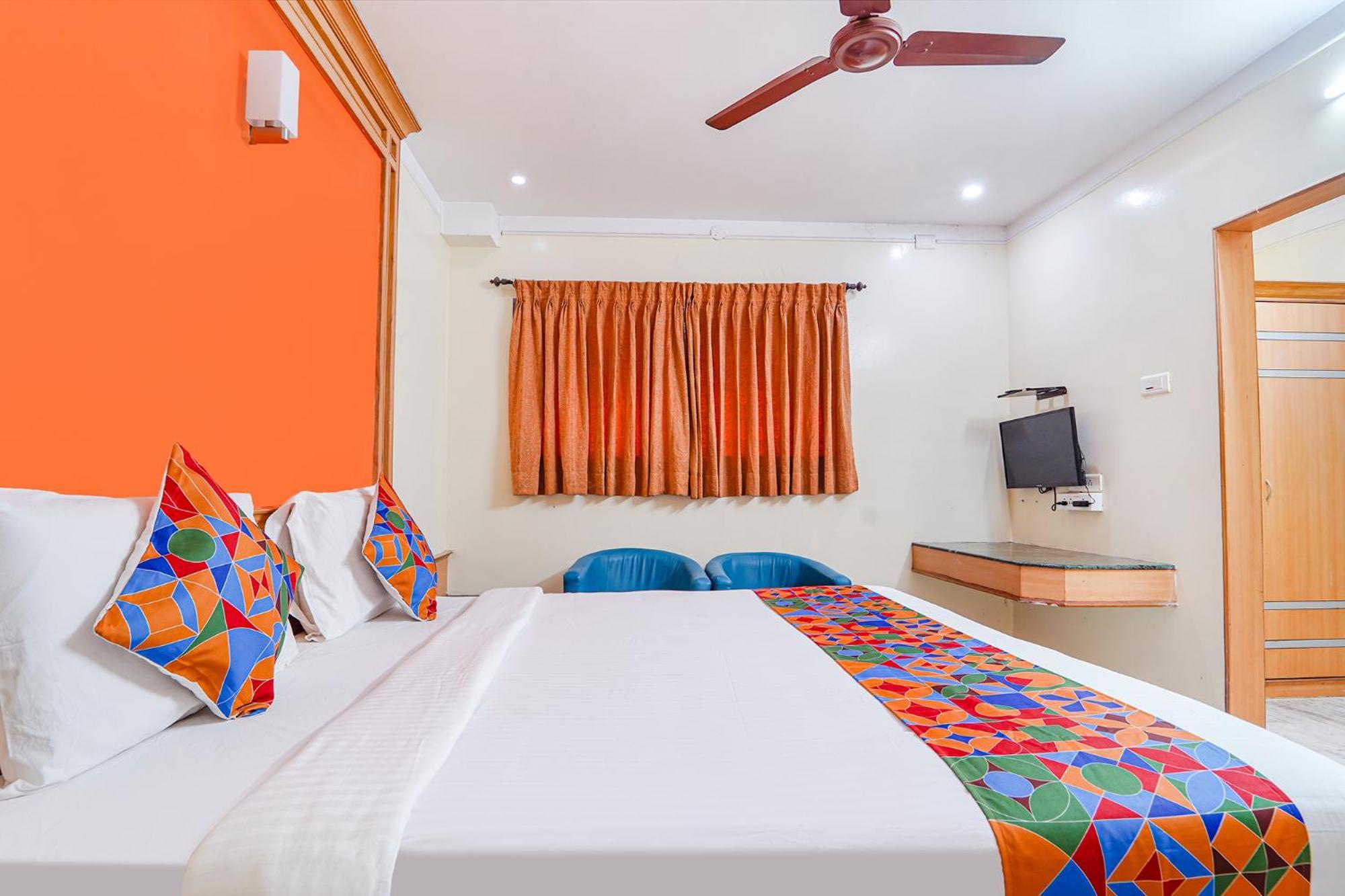 Fabhotel Ess Paradise - Nr Bus Stand كويمباتور المظهر الخارجي الصورة