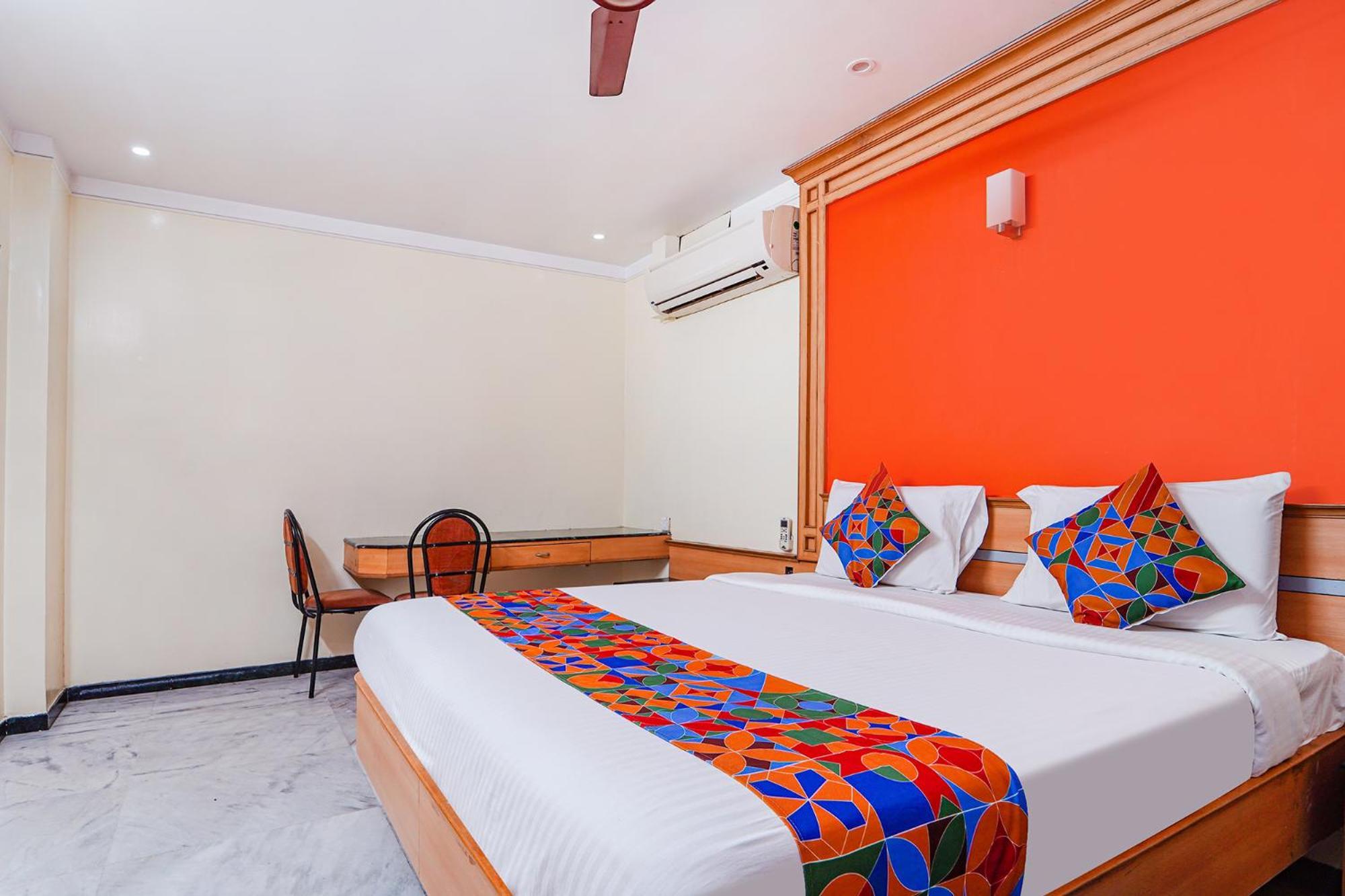 Fabhotel Ess Paradise - Nr Bus Stand كويمباتور المظهر الخارجي الصورة