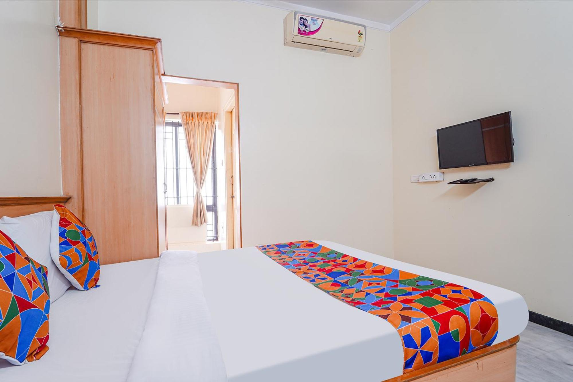 Fabhotel Ess Paradise - Nr Bus Stand كويمباتور المظهر الخارجي الصورة