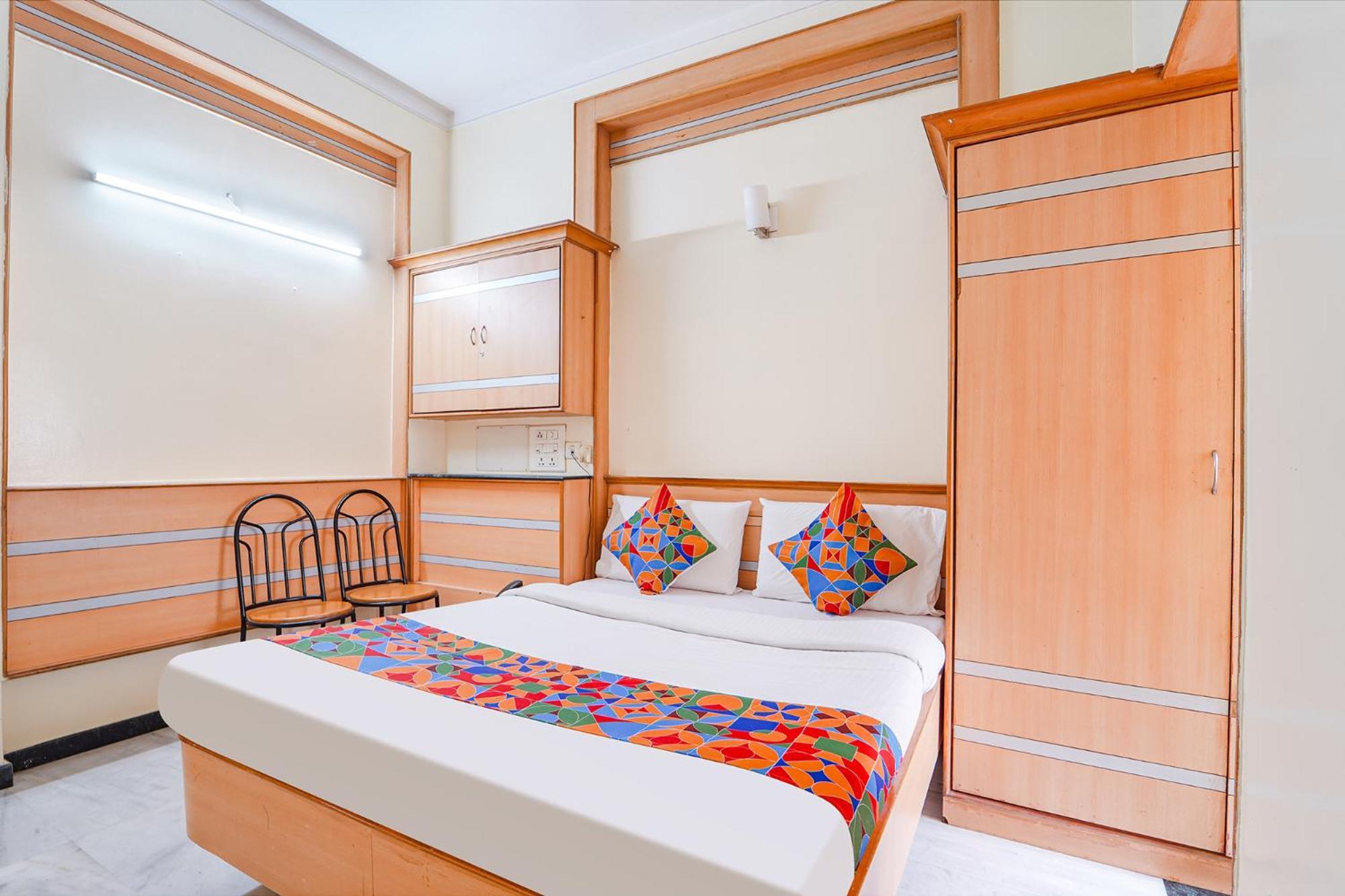 Fabhotel Ess Paradise - Nr Bus Stand كويمباتور المظهر الخارجي الصورة