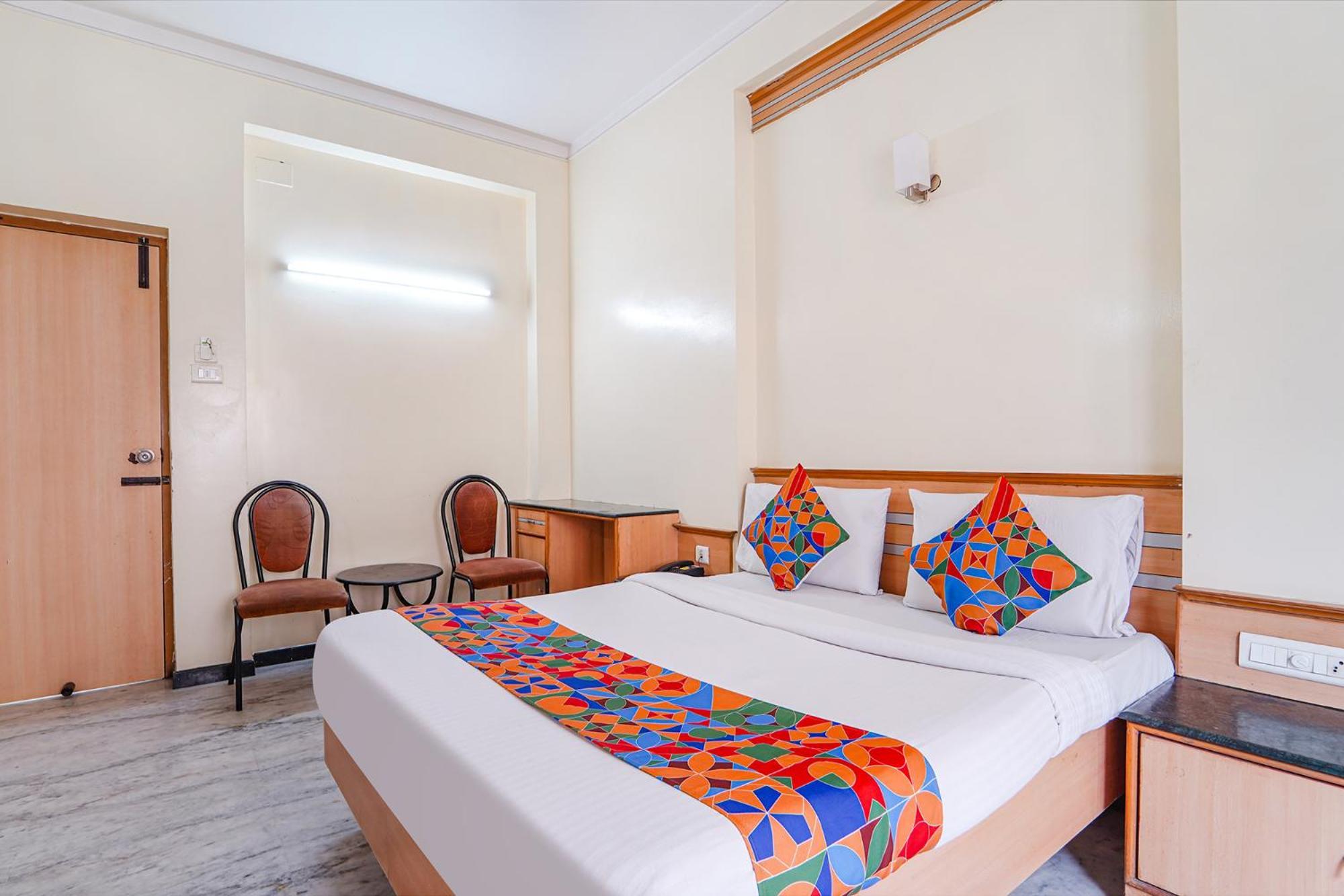 Fabhotel Ess Paradise - Nr Bus Stand كويمباتور المظهر الخارجي الصورة