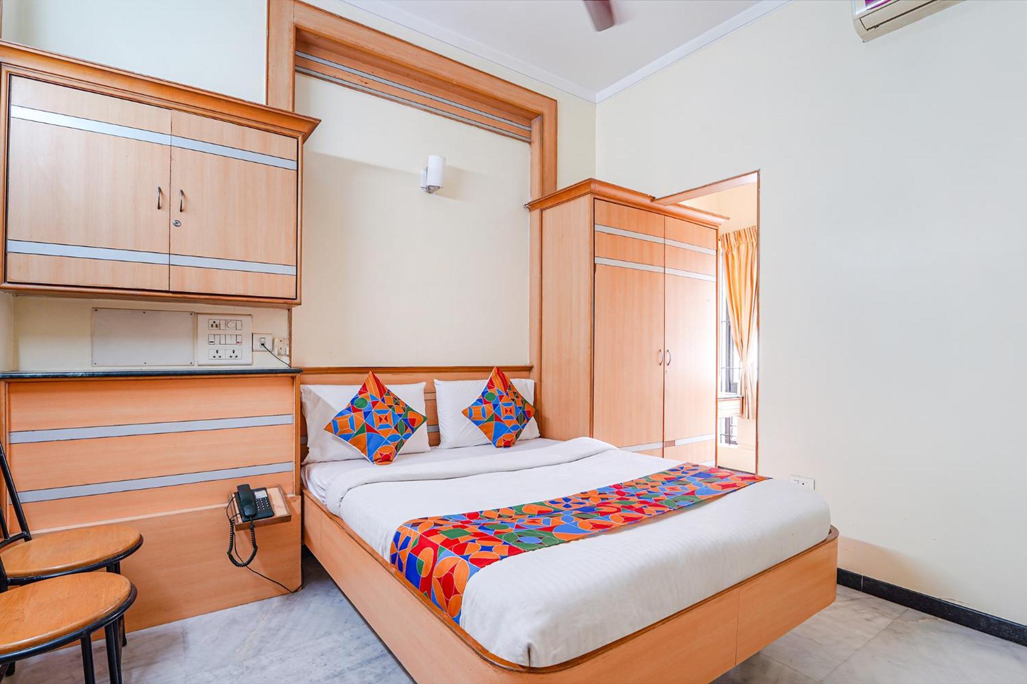Fabhotel Ess Paradise - Nr Bus Stand كويمباتور المظهر الخارجي الصورة