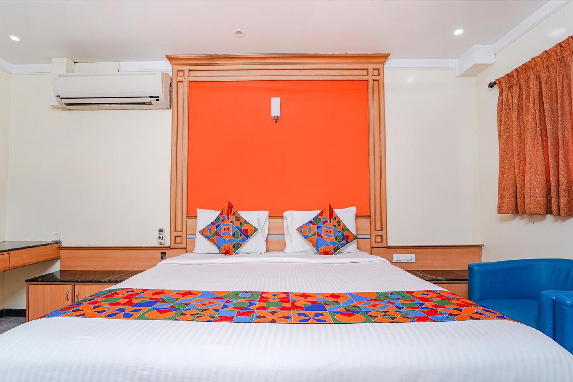 Fabhotel Ess Paradise - Nr Bus Stand كويمباتور المظهر الخارجي الصورة